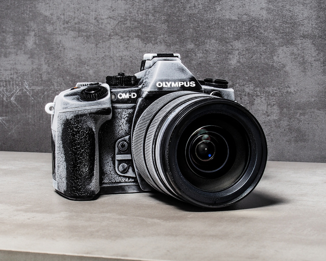 OM-D_E-M1_still_black_mood_4.jpg
