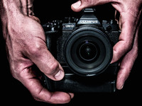 OM-D_E-M1_still_black_mood_6.jpg