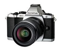 olympus-OMD-EM5_angle-slv.jpg